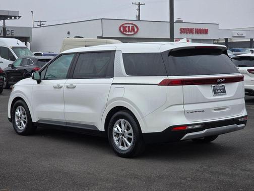 2022 Kia Carnival LXS