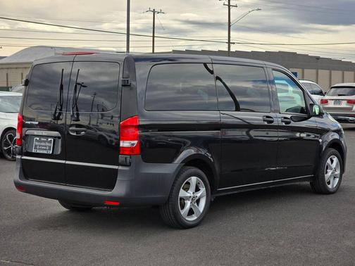 2019 Mercedes-Benz Metris Base