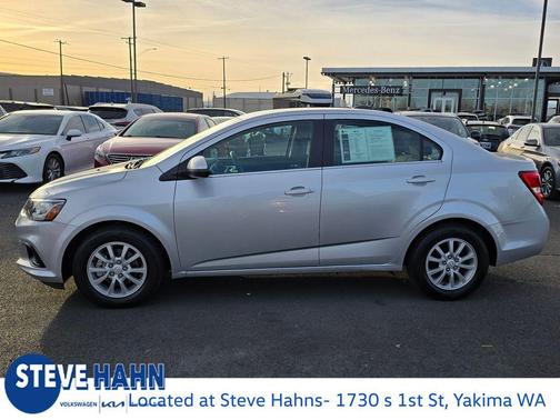 2017 Chevrolet Sonic LT