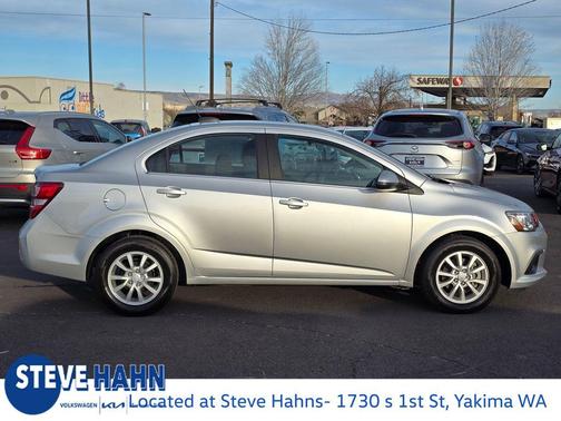 2017 Chevrolet Sonic LT