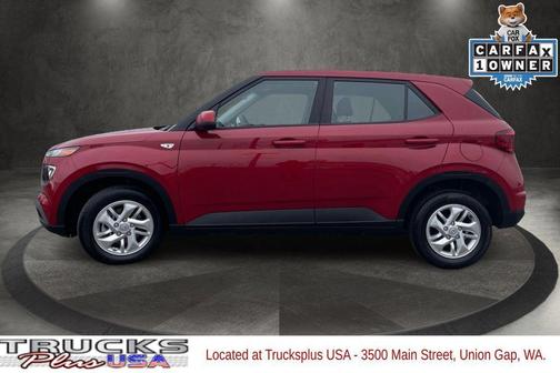 2023 Hyundai VENUE SE