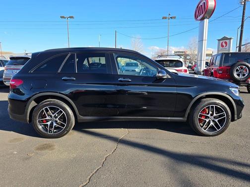 2019 Mercedes-Benz GLC 300 Base 4MATIC