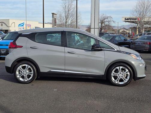 2021 Chevrolet Bolt EV LT