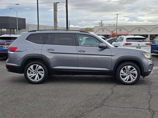 2021 Volkswagen Atlas 3.6L SE w/Technology