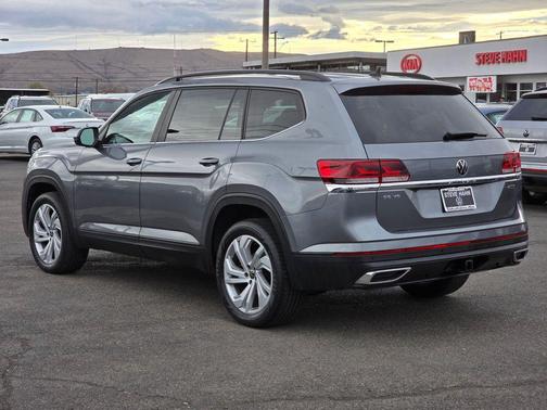 2021 Volkswagen Atlas 3.6L SE w/Technology