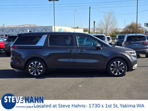 2022 Kia Carnival EX