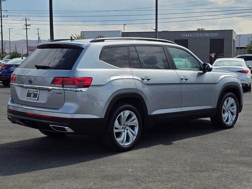 2023 Volkswagen Atlas 3.6L SE w/Technology