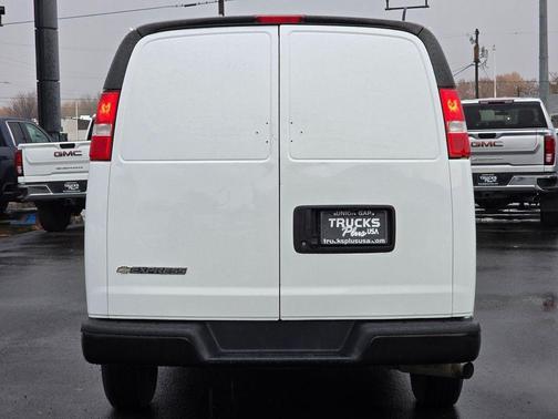 2020 Chevrolet Express 2500 Work Van