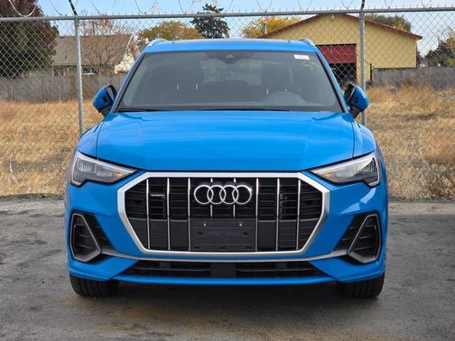 2022 Audi Q3 45 S line Premium