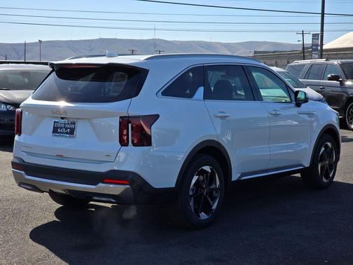 2026 Kia Sorento Hybrid EX