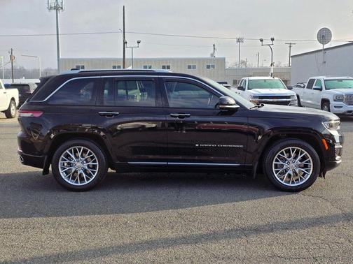 2022 Jeep Grand Cherokee 4xe Summit