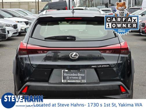 2023 Lexus UX 250h Base