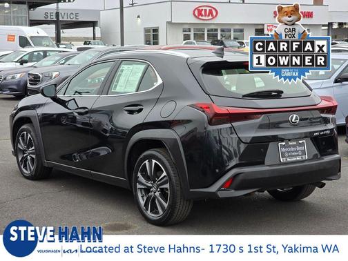 2023 Lexus UX 250h Base