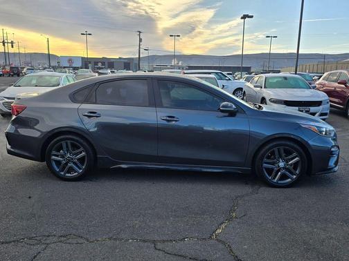 2020 Kia Forte GT-Line