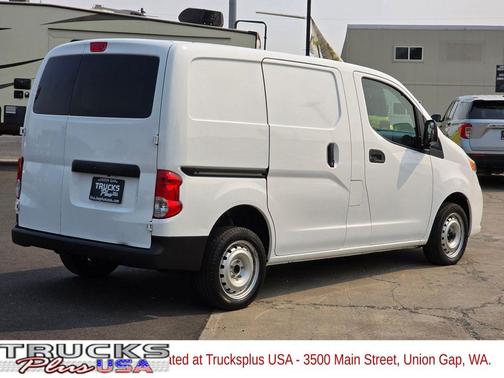 2021 Nissan NV200 S