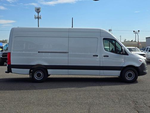2024 Mercedes-Benz Sprinter 2500 170 WB