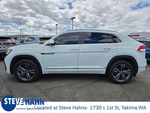 2022 Volkswagen Atlas Cross Sport 2.0T SEL R-Line
