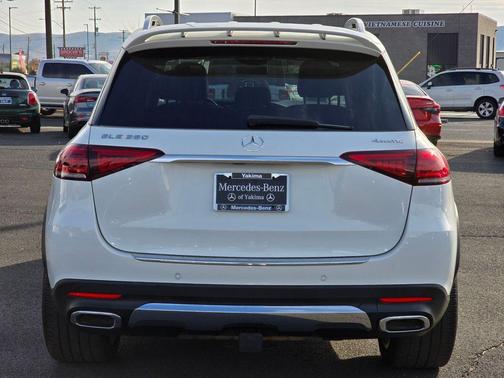 2022 Mercedes-Benz GLE 350 Base 4MATIC