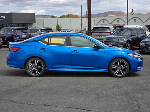 2023 Nissan Sentra SR