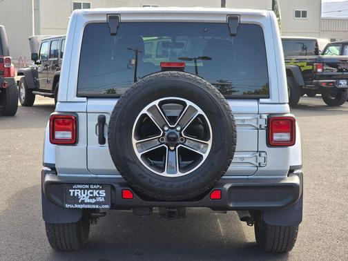 2023 Jeep Wrangler Sahara