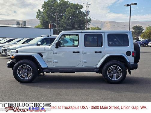 2023 Jeep Wrangler Sahara
