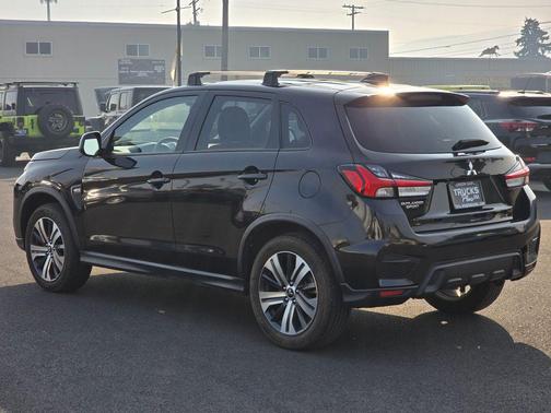 2023 Mitsubishi Outlander Sport 2.0 LE