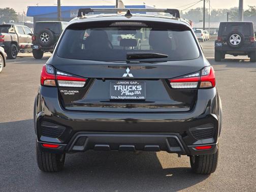 2023 Mitsubishi Outlander Sport 2.0 LE