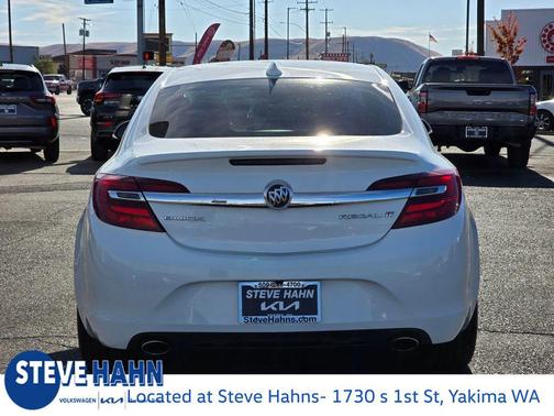 2017 Buick Regal Turbo Sport Touring