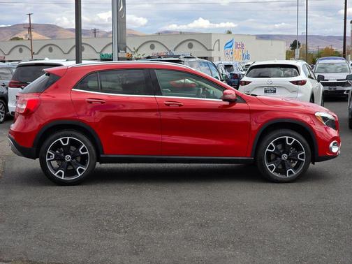 2019 Mercedes-Benz GLA 250 Base 4MATIC