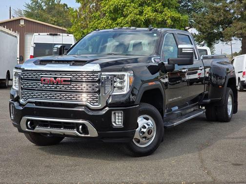 2022 GMC Sierra 3500 Denali