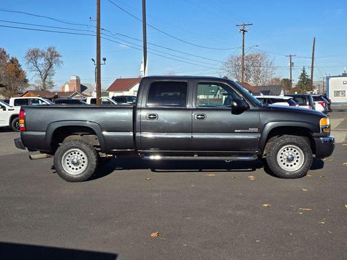 2005 GMC Sierra 2500 SLT