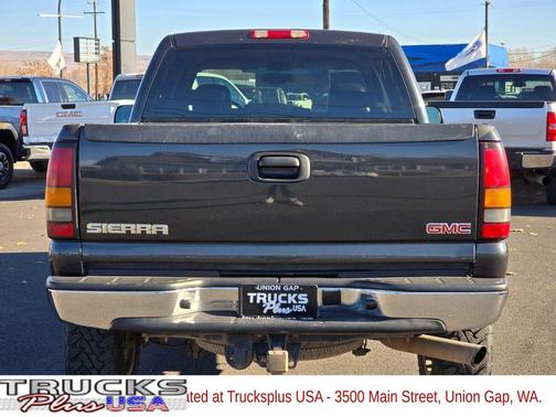 2005 GMC Sierra 2500 SLT