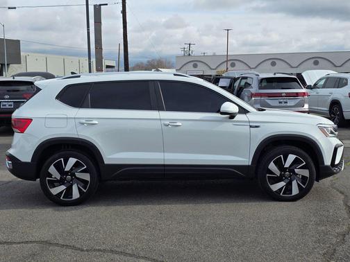 2023 Volkswagen Taos 1.5T SEL