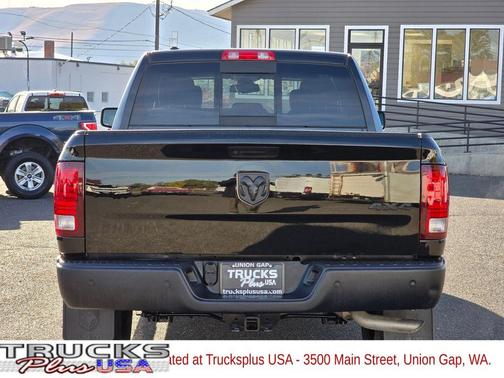 2022 RAM 1500 Classic SLT