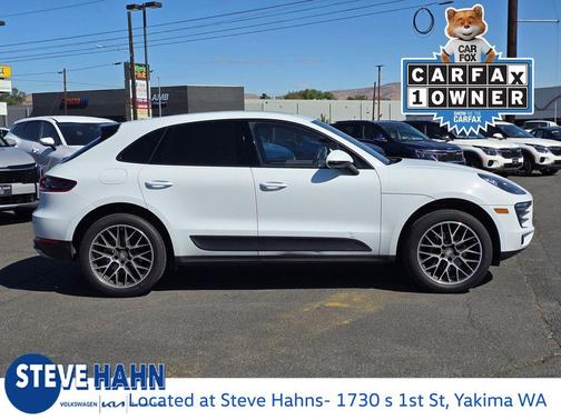 2018 Porsche Macan 