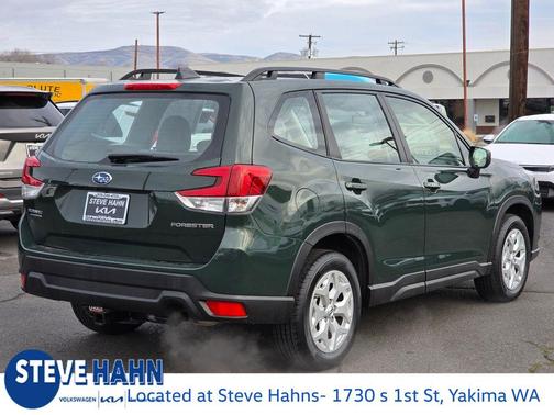 2024 Subaru Forester Base (CVT)