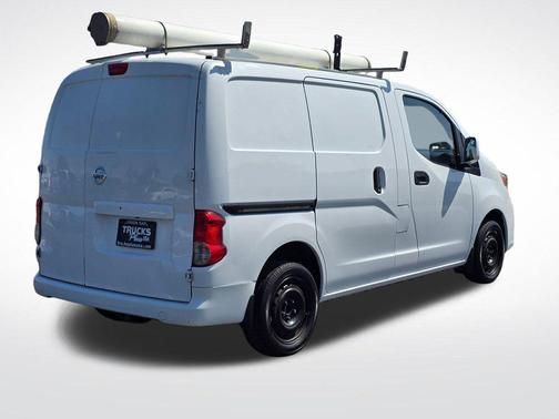 2018 Nissan NV200 SV
