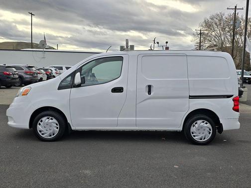 2018 Nissan NV200 SV