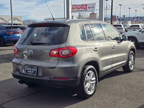 2011 Volkswagen Tiguan S
