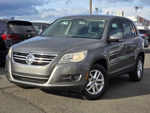 2011 Volkswagen Tiguan S