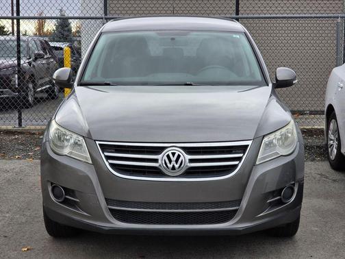 2011 Volkswagen Tiguan S