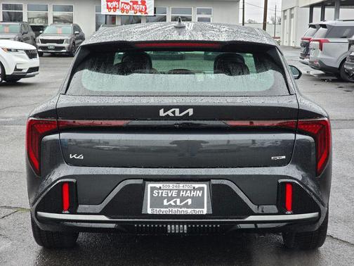 2026 Kia K4 GT-LINE