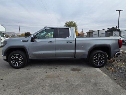 2023 GMC Sierra 1500 SLE