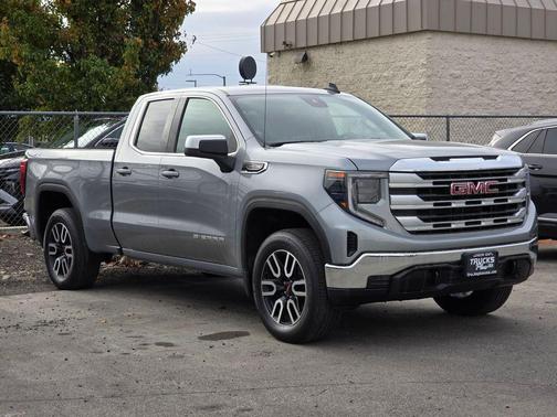 2023 GMC Sierra 1500 SLE