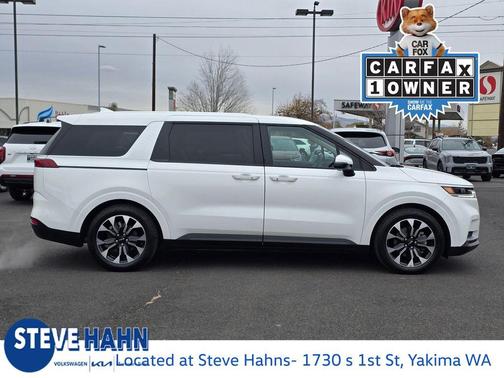 2024 Kia Carnival EX