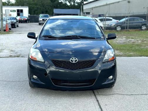 2010 Toyota Yaris Base