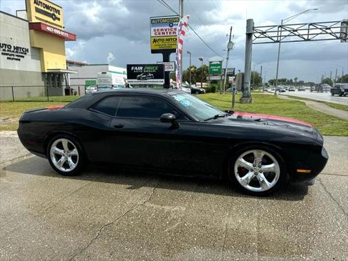 2012 Dodge Challenger SXT