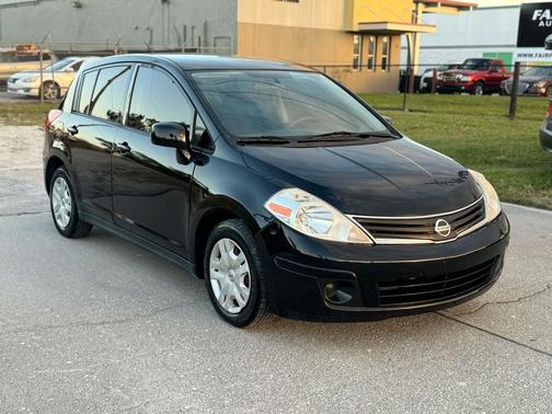 2012 Nissan Versa 1.8 S