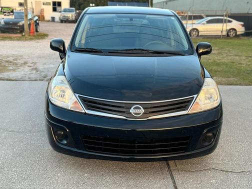 2012 Nissan Versa 1.8 S