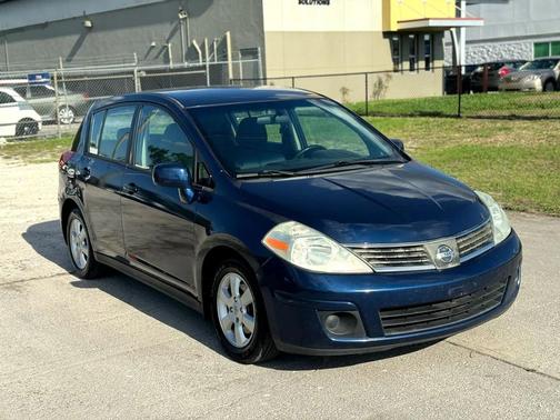 2009 Nissan Versa 1.8 SL